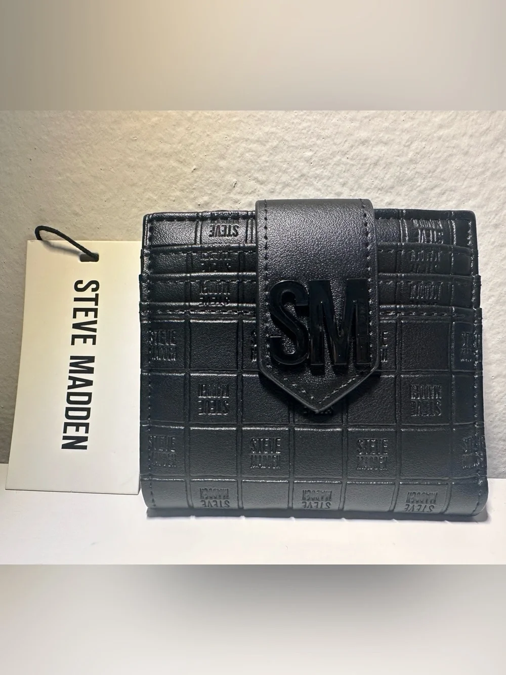 Steve Madden Black Embossed SM Logo with Faux Leather Wallet Man or Women NWT